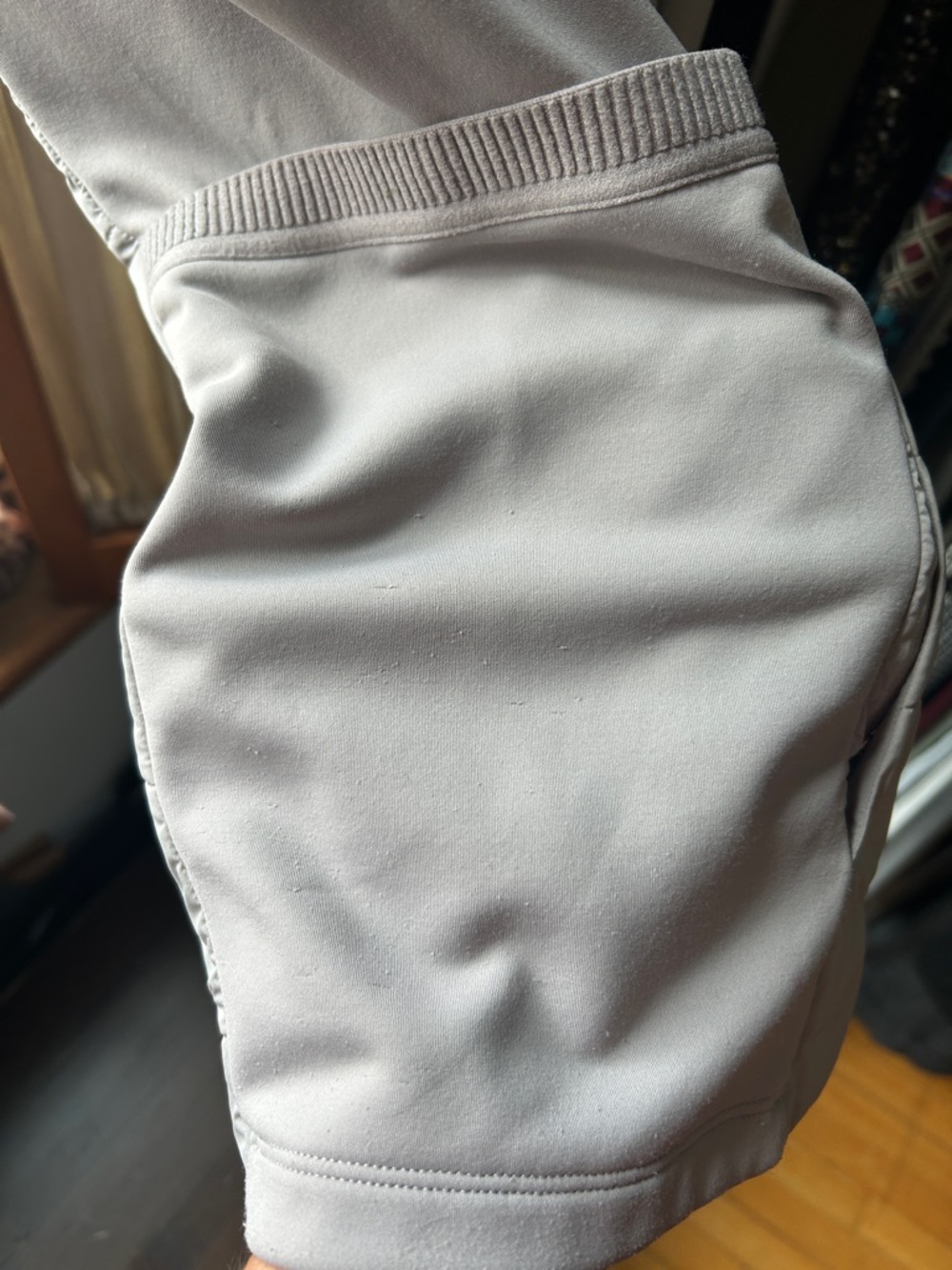 Lululemon Chrome Down for it all vest, size 8 - Picture 14 of 15
